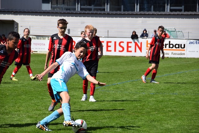 NBA：客场大胜 老鹰队136-107猛龙队.