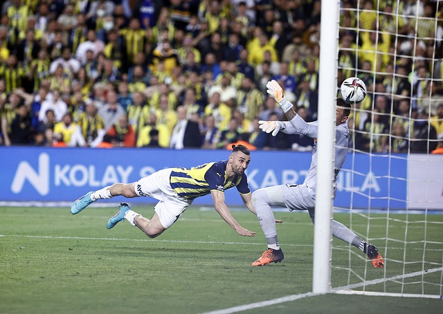 皇馬前體育總監：莫德裏奇收到邁阿密國際報價 梅西希望他加盟.